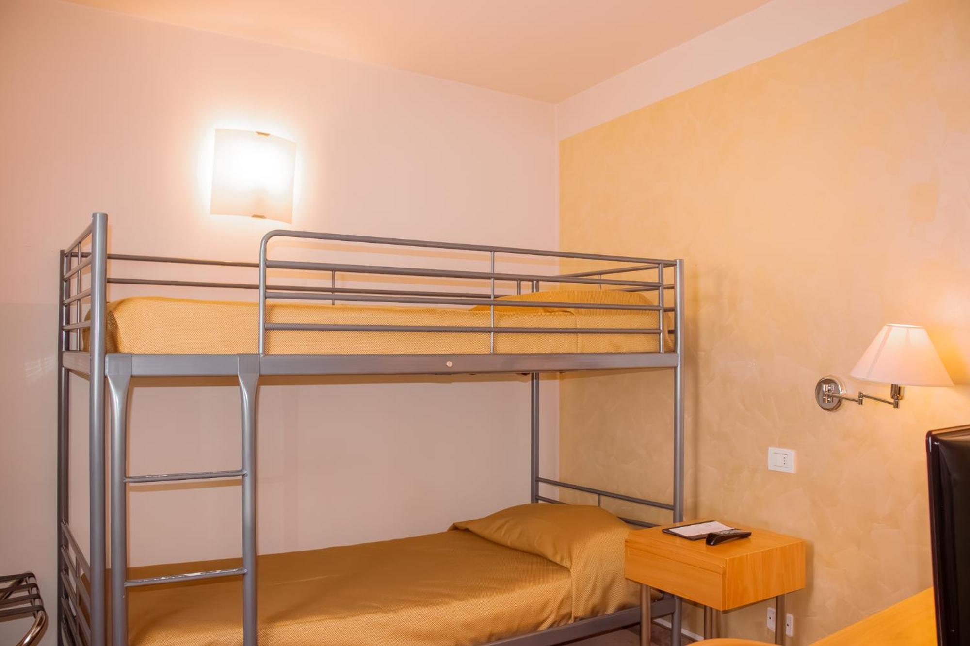 Hotel Dependance Silvestro 가르다 외부 사진
