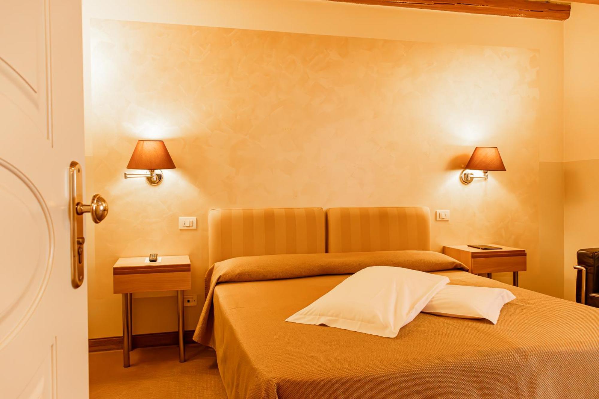 Hotel Dependance Silvestro 가르다 외부 사진